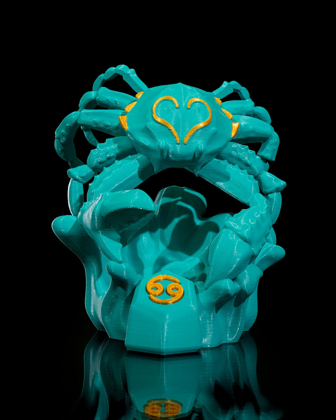 ♋️ Cancer – The Nurturer of the Zodiac, Guardian of Heart and Home