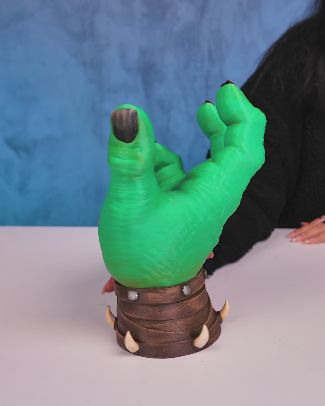 🧤 Smash Button Controller Holder – One Color or Hand Painted